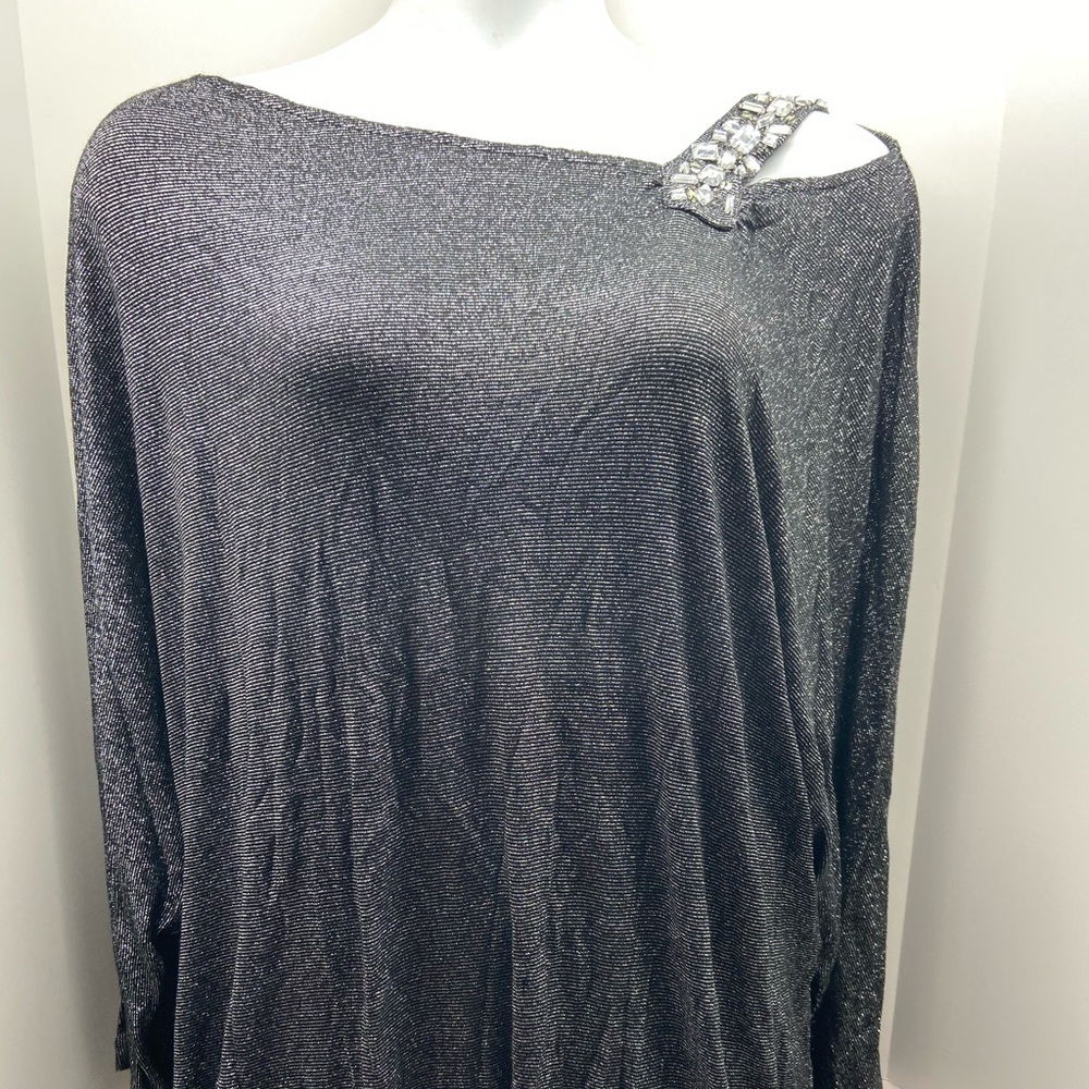 Soft By Avenue knit top